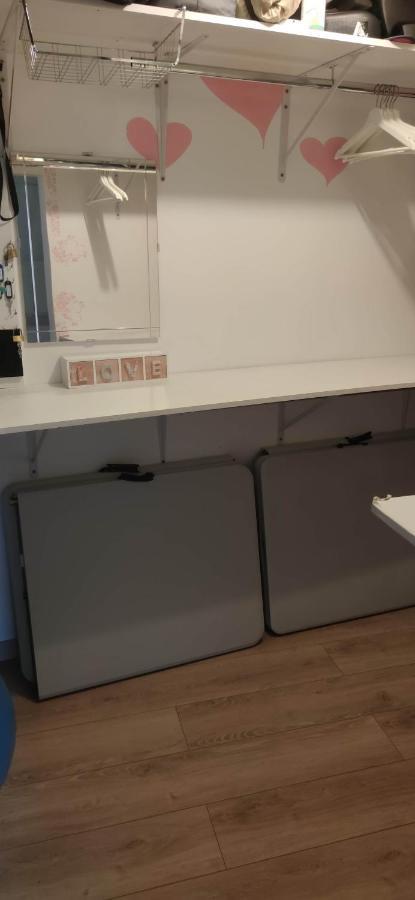 Logement Chambre Seul En Supplement Ou Dortoir Mixte Roquemaure  Exterior foto