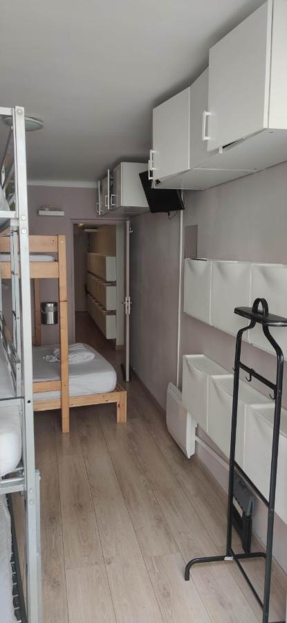 Logement Chambre Seul En Supplement Ou Dortoir Mixte Roquemaure  Exterior foto